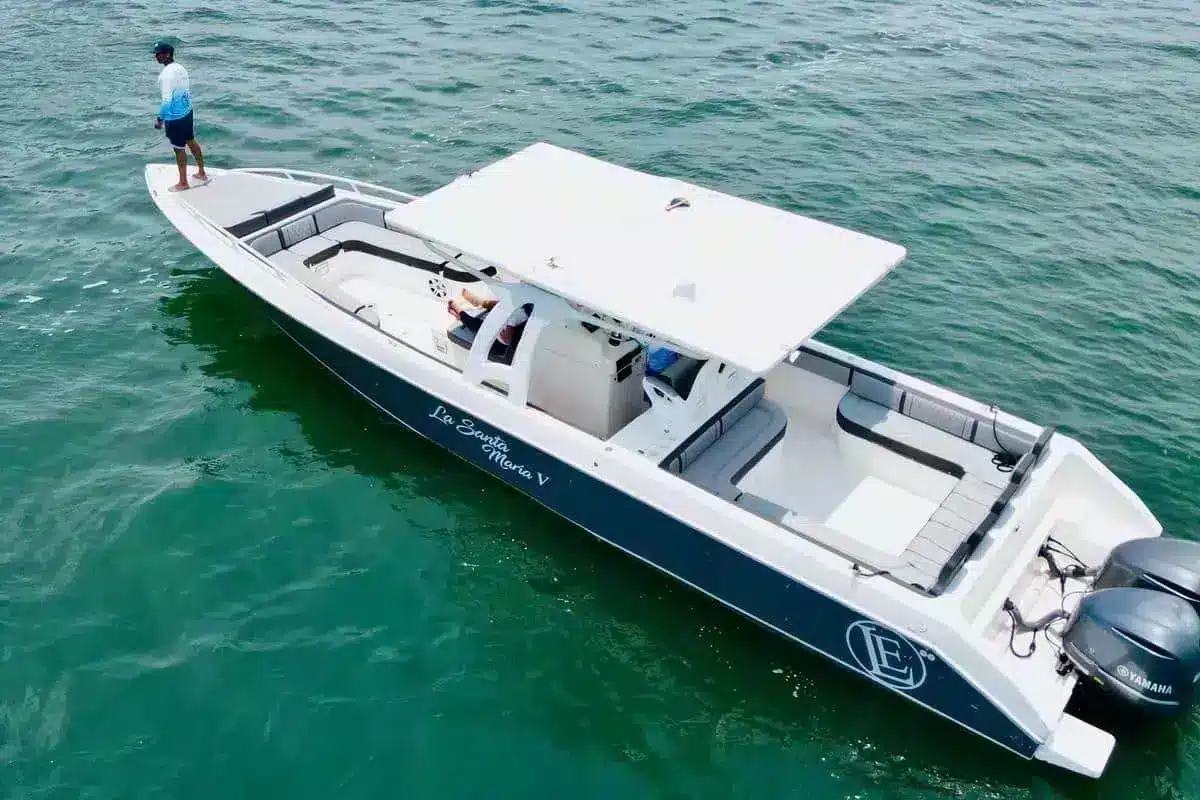 Lancha Santa Maria V